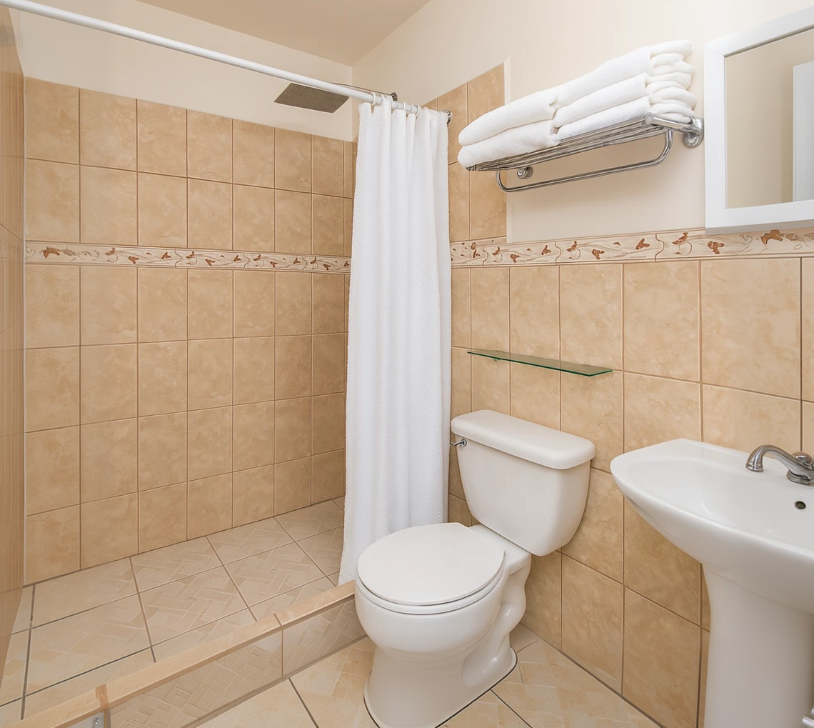 Central Bathroom